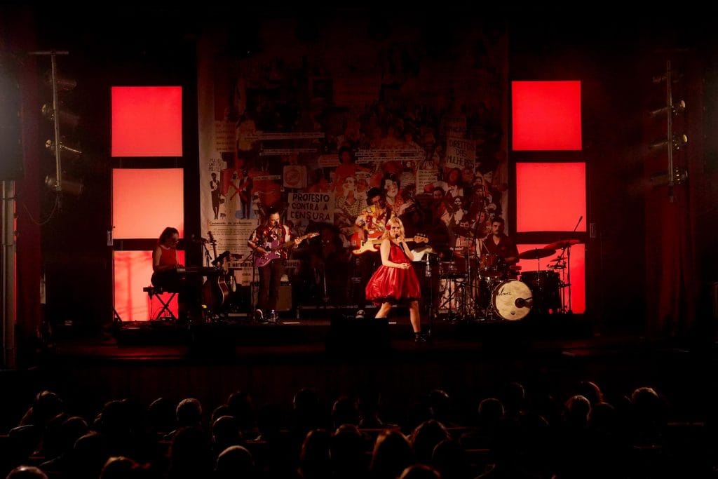 Inauguração do Cine Teatro Vitória Artur de Sousa Pinto