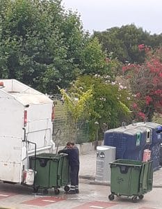 limpeza de contentores de resíduos urbanos