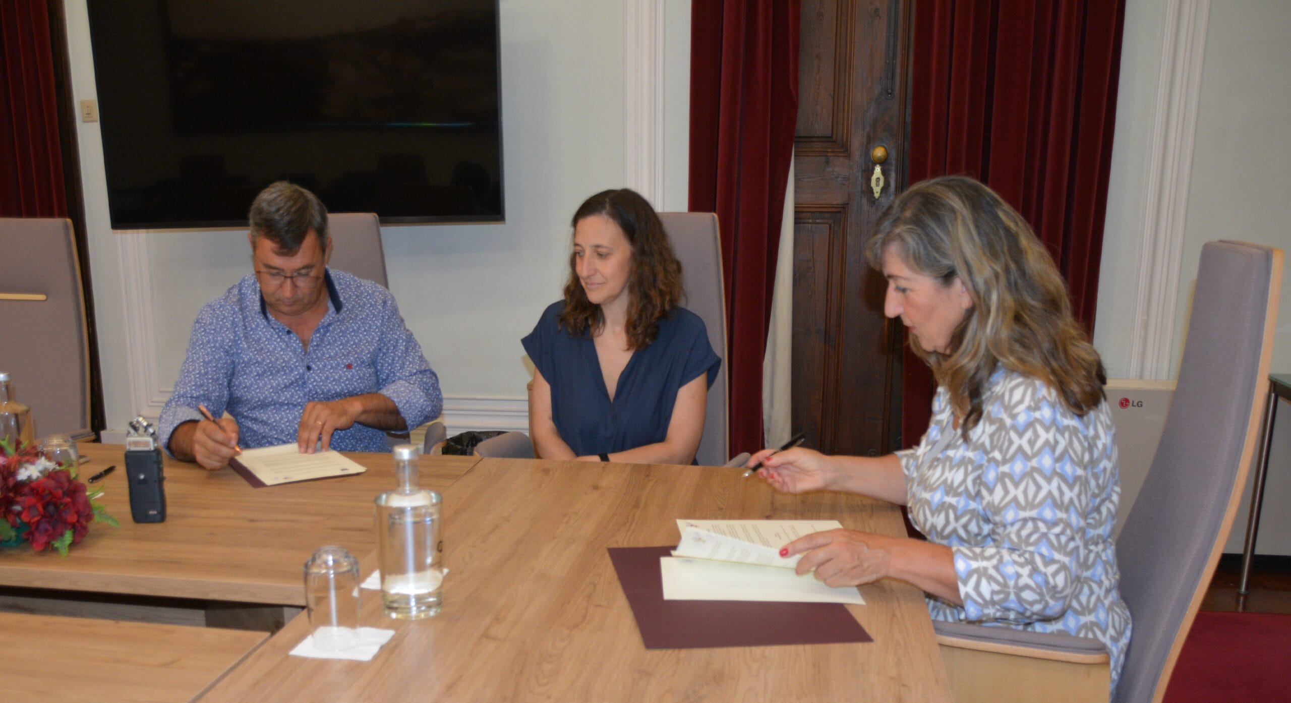 Protocolo de colaboração entre a Câmara Municipal de Santiago do Cacém e a Associação São Francisco de Assis