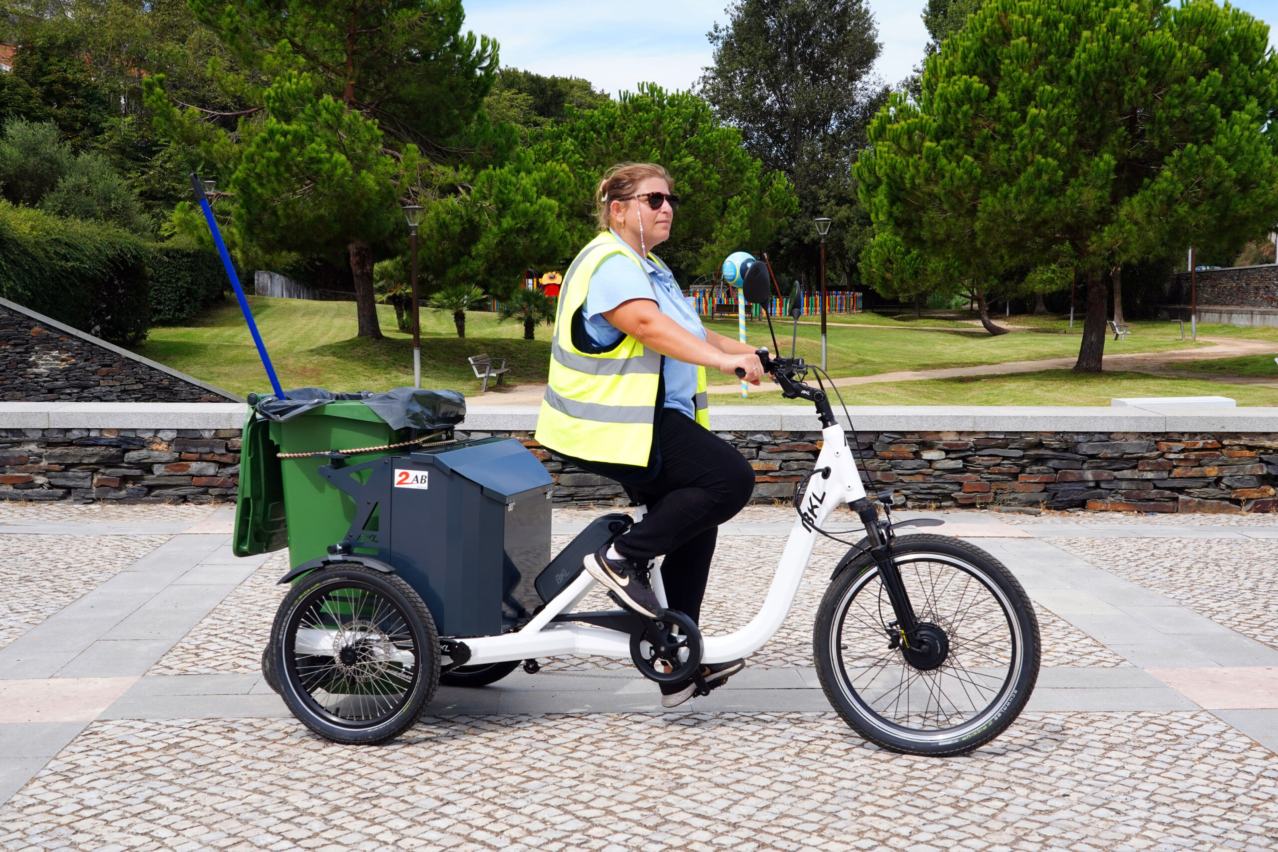 20260901_BICICLETA_SERVICOS_LIMPEZA_CMSC_foto_CMSC_PCC_sel (2)