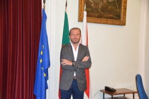 PRESIDENTE da Câmara Municipal de Santiago do Cacém