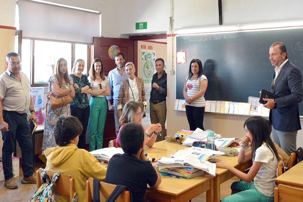 presidência nas freguesias são domingos e vale de água